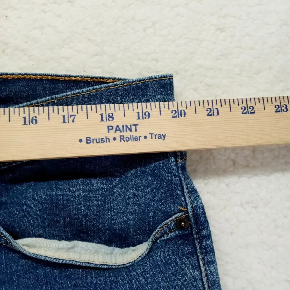 Levis light stains